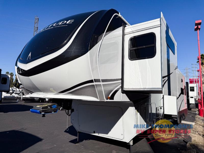 RV listing image