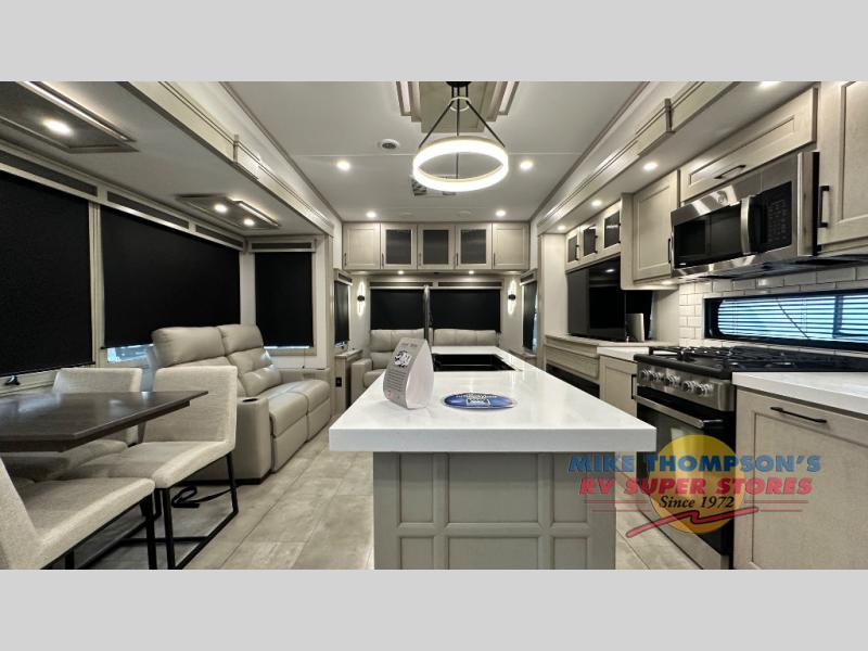 RV listing image