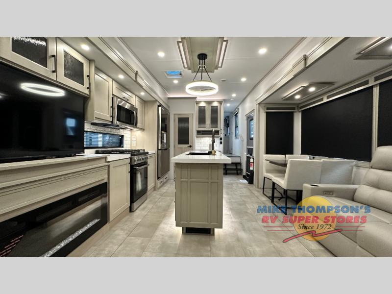RV listing image