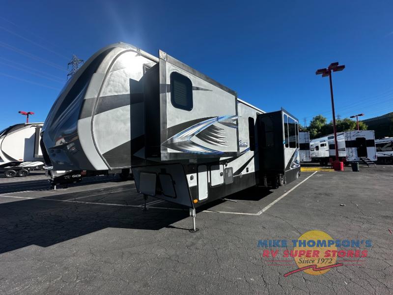 RV listing image
