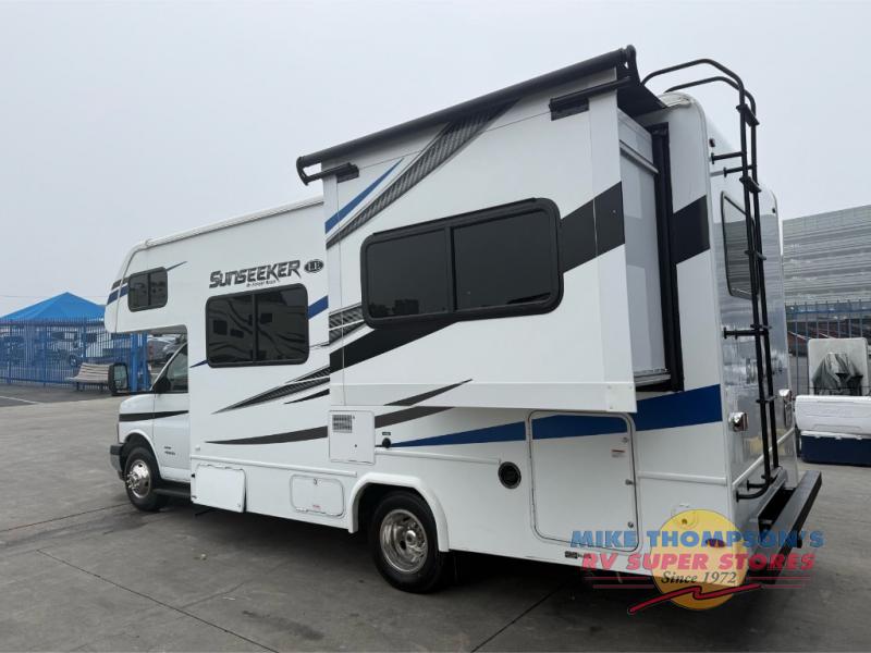 RV listing image