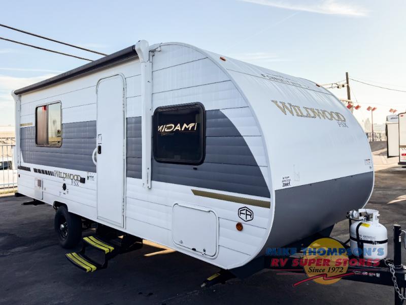 RV listing image