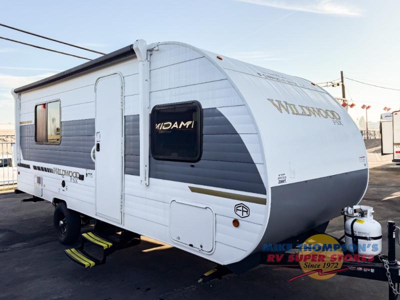 RV listing image
