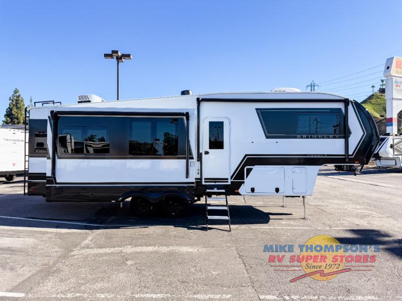 RV listing image