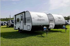 New 2026 Jayco Jay Flight SLX 170FQ Photo