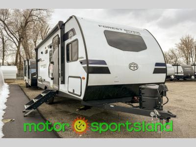 Front corner view of Surveyor Legend 19BHLE bunkhouse travel trailer for sale