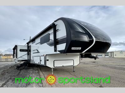 Driver’s side exterior of 2024 KZ Durango D301RLT fifth wheel showcasing bold graphics and modern aerodynamic front cap.