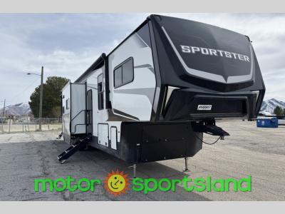Front cap and hitch view of the 2025 KZ Sportster 3914X fifth wheel toy hauler for sale at Motor Sportsland