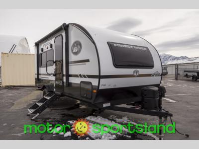 Front angle view of the 2025 R-Pod RP-192 travel trailer on lot