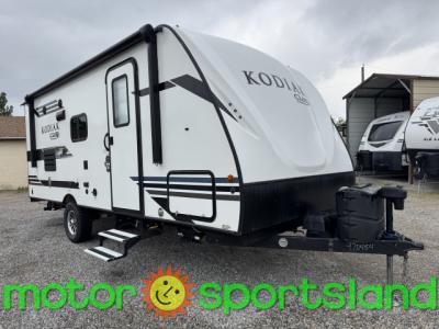 Front corner view of the 2021 Dutchmen Kodiak 198BHSL for sale at Motor Sportsland