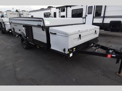 Front angle of the 2023 Coachmen RV V-Trec V2 pop-up camper for sale at Motor Sportsland