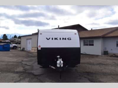 Head-on front view showing Viking branding and propane tank