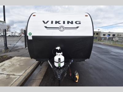 Head-on view of aerodynamic front with Viking branding
