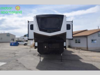 Head-on view of Big Country fifth wheel hitch and front LED lights