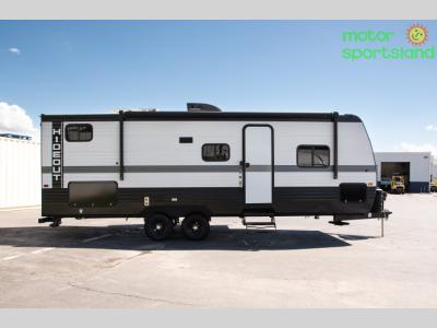 Side profile showing entry door on Hideout 241DBWE