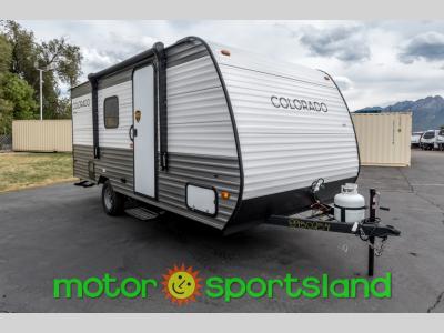 Front passenger side view of 2025 Dutchmen Colorado 17BHC travel trailer for sale