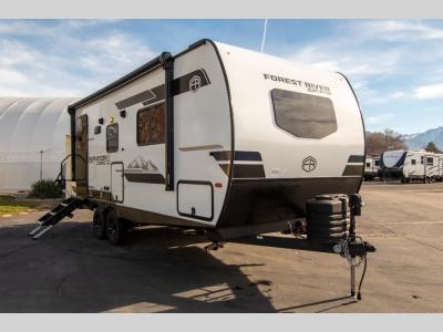 Front passenger-side exterior of Surveyor Legend 202RBLE travel trailer for sale