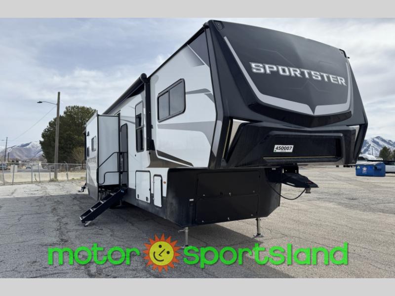 Front cap and hitch view of the 2025 KZ Sportster 3914X fifth wheel toy hauler for sale at Motor Sportsland