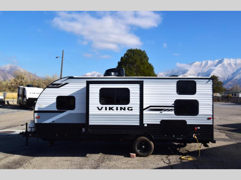 New 2024 Viking Viking 4K Series 18DBS Travel Trailer At Motor   Unit Photo 20231128112645519932835 