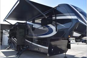 Used 2023 Grand Design Momentum 397THS-R Photo