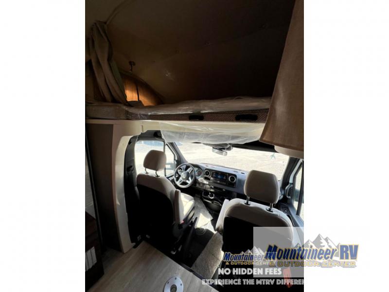 2024 View/24D/2024 image-23