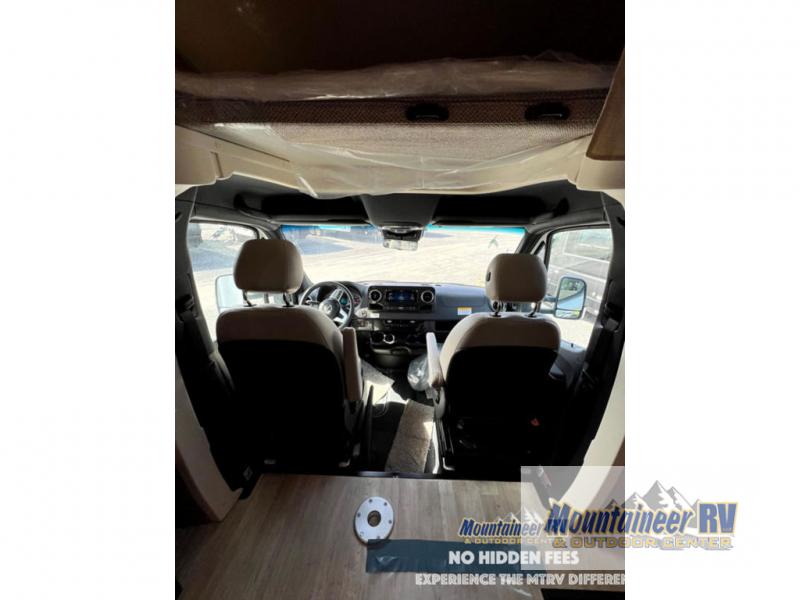 2024 View/24D/2024 image-26