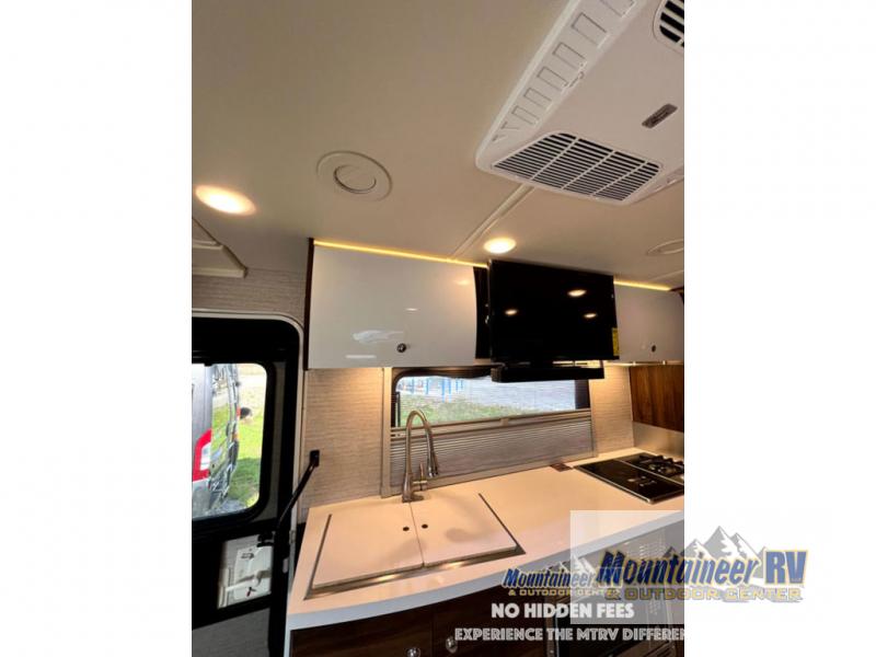 2024 View/24D/2024 image-32