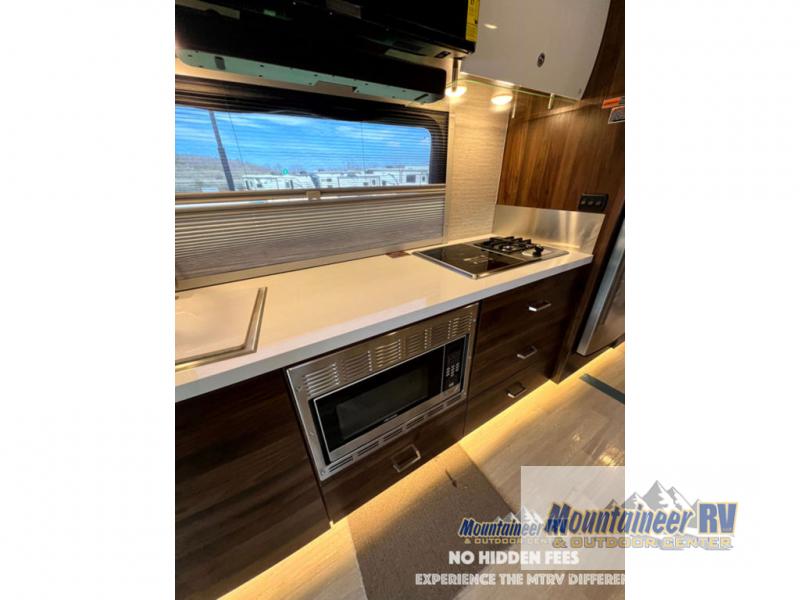 2024 View/24D/2024 image-35