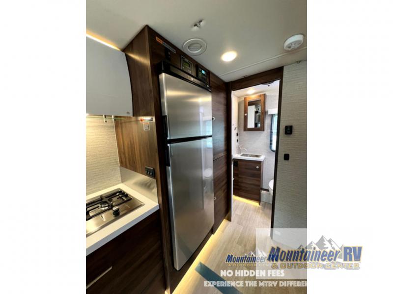 2024 View/24D/2024 image-39