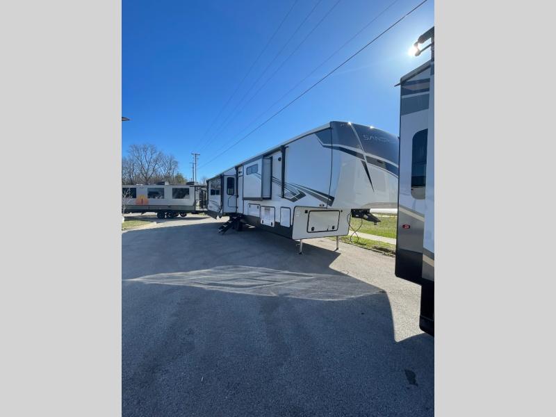 New 2024 Forest River RV Sandpiper 3800RK Fifth Wheel at Patriot RV LLC