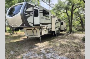 Used 2017 Keystone RV Montana 3730 FL Photo