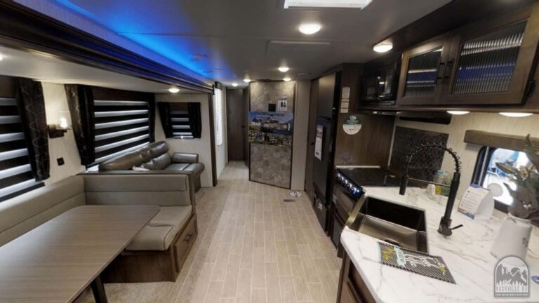 XLTravel Trailer