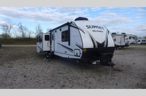 New 2023 CrossRoads RV Sunset Trail 330SI Photo