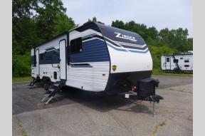New 2023 CrossRoads RV Zinger 298FB Photo