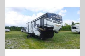 New 2022 Heartland Bighorn 3120RK Photo