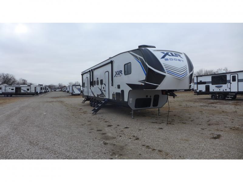 RJTT New 2022 Forest River RV XLR Boost 36TSX16 Toy Hauler Fifth Wheel