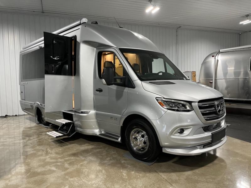 New 2024 Airstream RV Atlas Murphy Suite E1 Package Motor Home Class B+