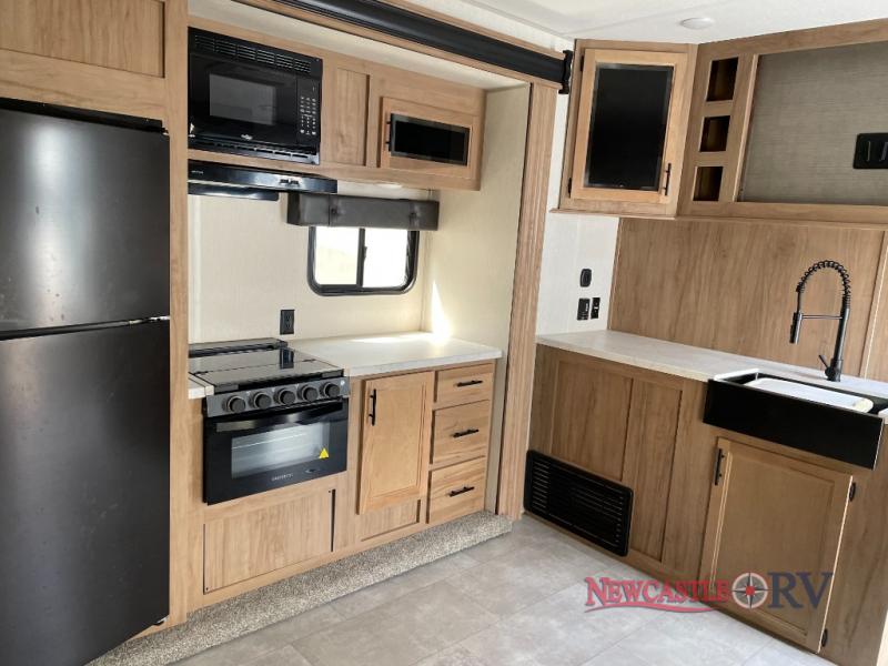 Used 2023 Forest River RV Vengeance Rogue 26VKS Toy Hauler Travel