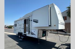 Used 2005 Northwood Arctic Fox 27-5L Photo