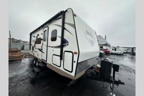 Used 2017 Forest River RV Flagstaff Micro Lite 25BHS Photo