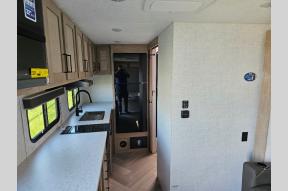 New 2025 Ember RV E-Series 21RKE Photo