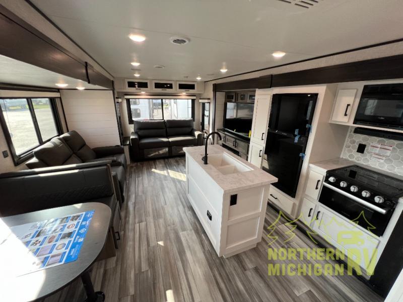 New 2024 Jayco Jay Flight 334RTS Travel Trailer at Northern Michigan RV ...