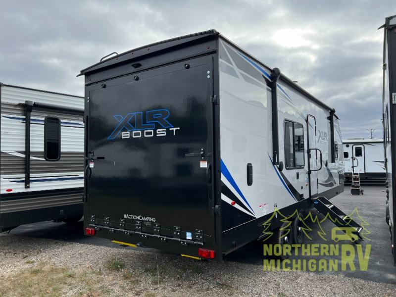 toy hauler with garage