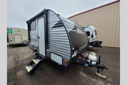 New 2025 Coachmen RV Catalina Summit Series 7 134BHX Photo