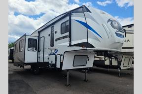 Used 2021 Forest River RV Cherokee Arctic Wolf 291RL Photo