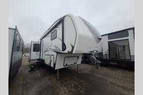 Used 2022 EAST TO WEST Tandara 321RL-OK @ Oak Lake RV Photo