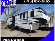 Used 2023 CrossRoads RV Cameo CE4051BH image