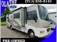 Used 2015 Winnebago Vista 30T image