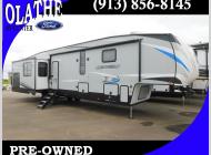 Used 2020 Forest River RV Cherokee Arctic Wolf Suite 3660 image