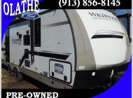 Used 2024 Forest River RV Wildwood Heritage Glen Hyper-Lyte 23BHHL image